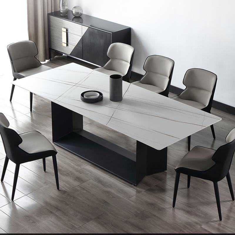 Alme Dining Table, Black Base | Weilai Concept