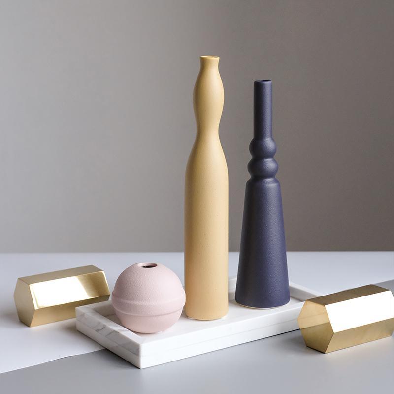 Decoration: A Set Of Seven Vases | Weilai Concept