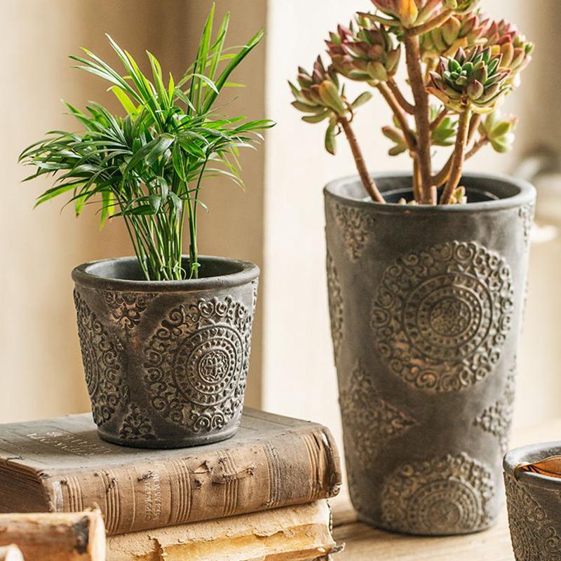 MI42 A Set Of Two Indoor/ Outdoor Plant Stands | Weilai Concept